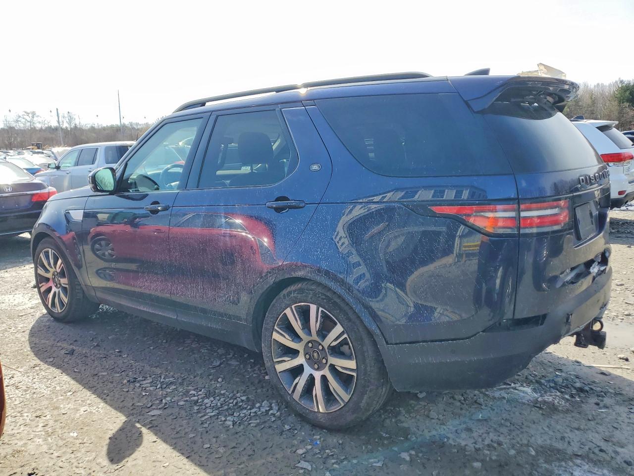 2018 LAND ROVER DISCOVERY HSE photo 3