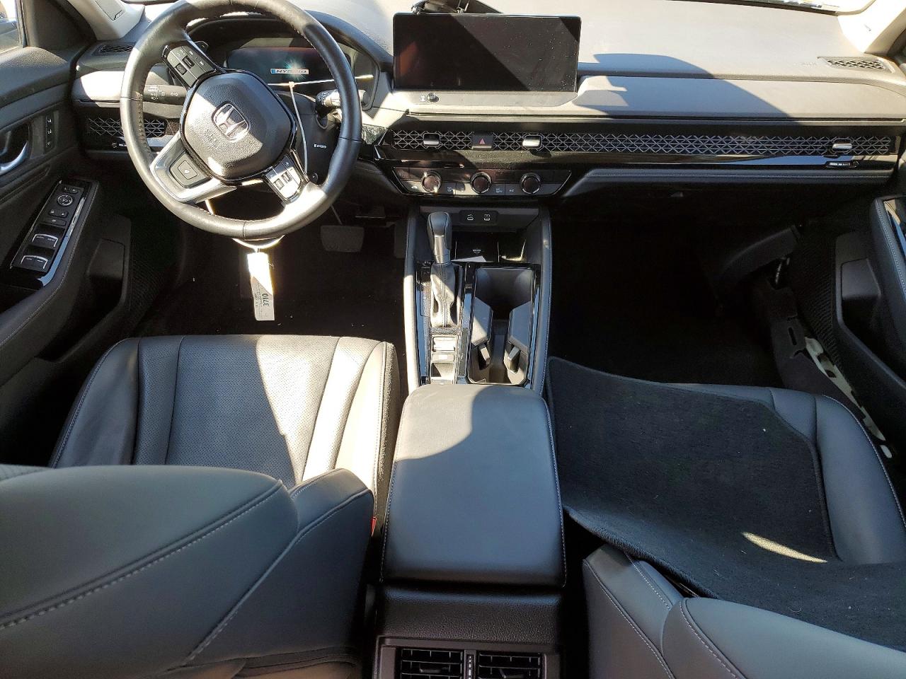 2025 HONDA ACCORD TOURING HYBRID photo 15