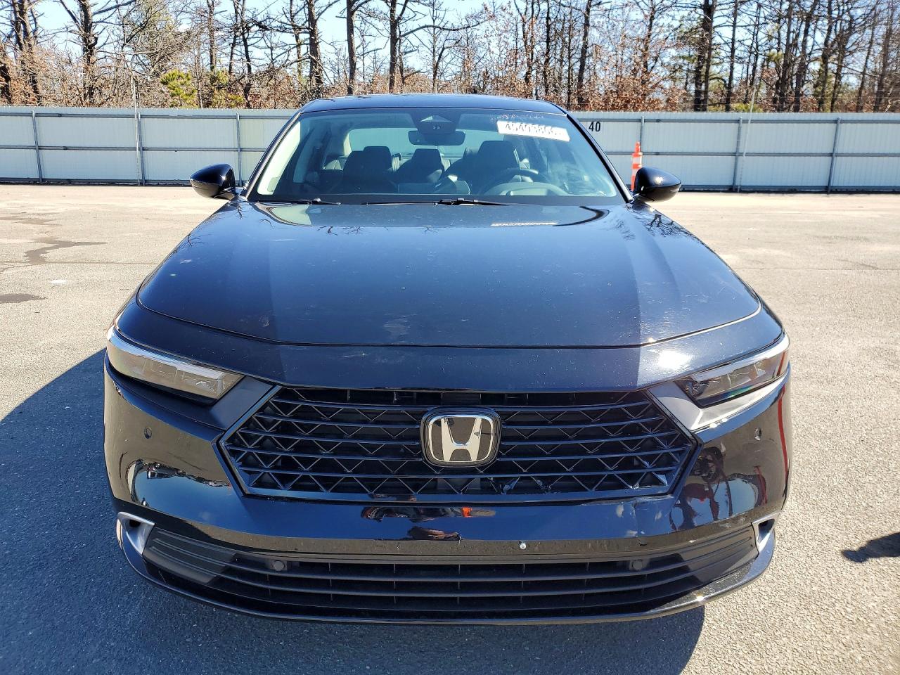 2025 HONDA ACCORD TOURING HYBRID photo 9