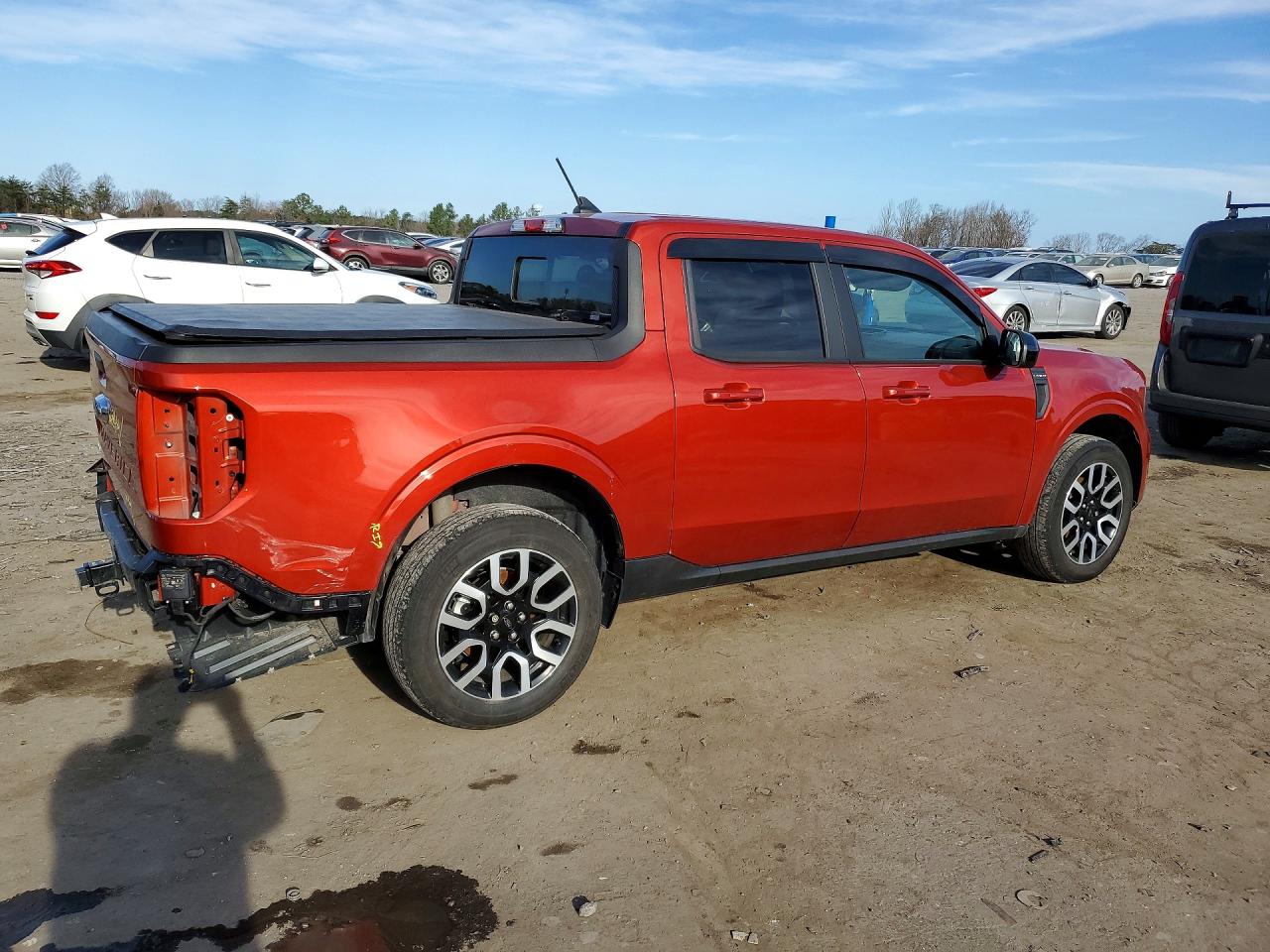 2024 FORD MAVERICK LARIAT photo 3