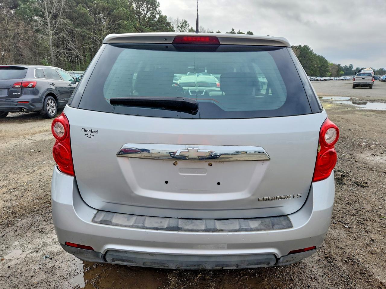 2010 CHEVROLET EQUINOX LS photo 11