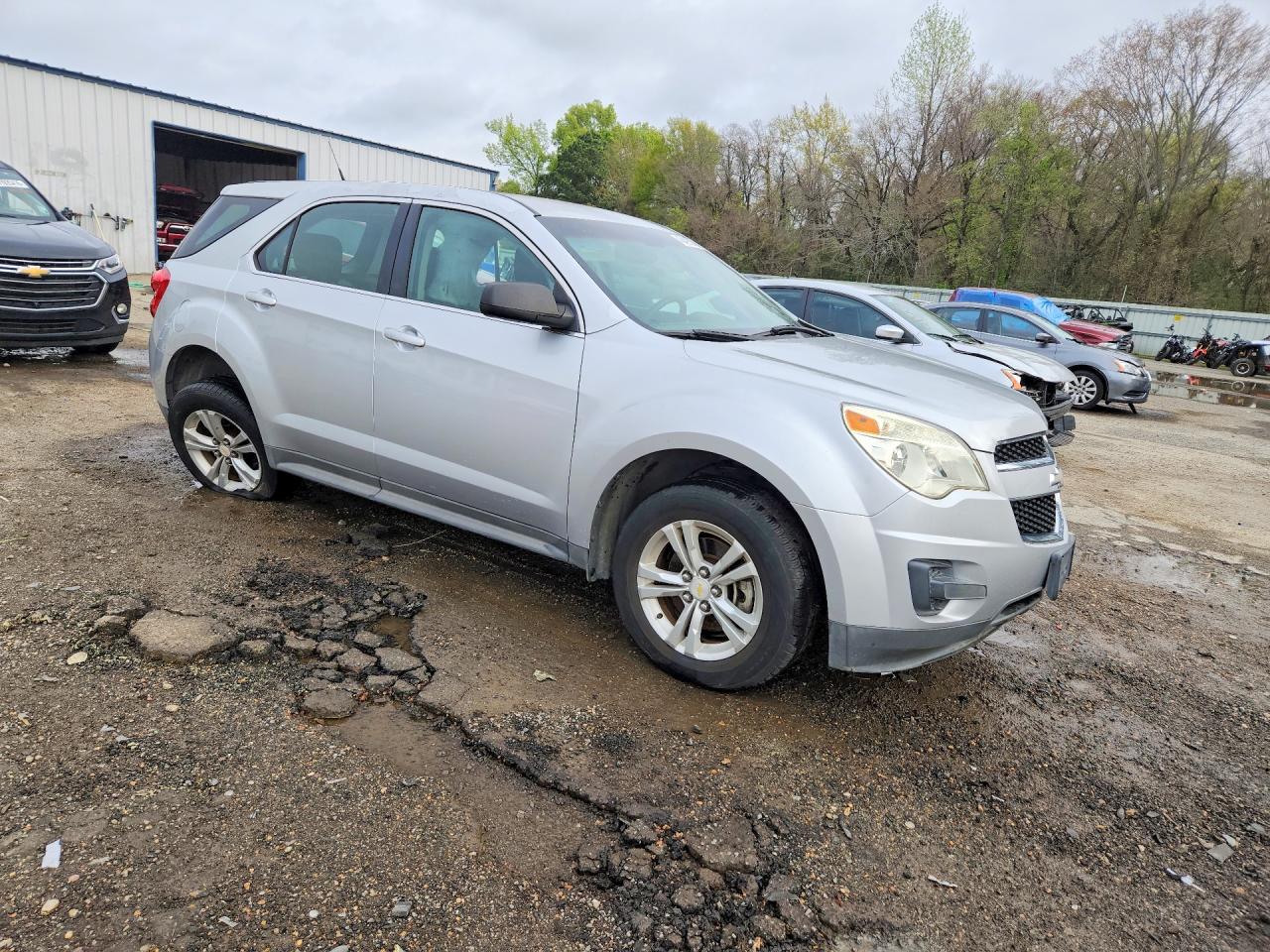 2010 CHEVROLET EQUINOX LS photo 7