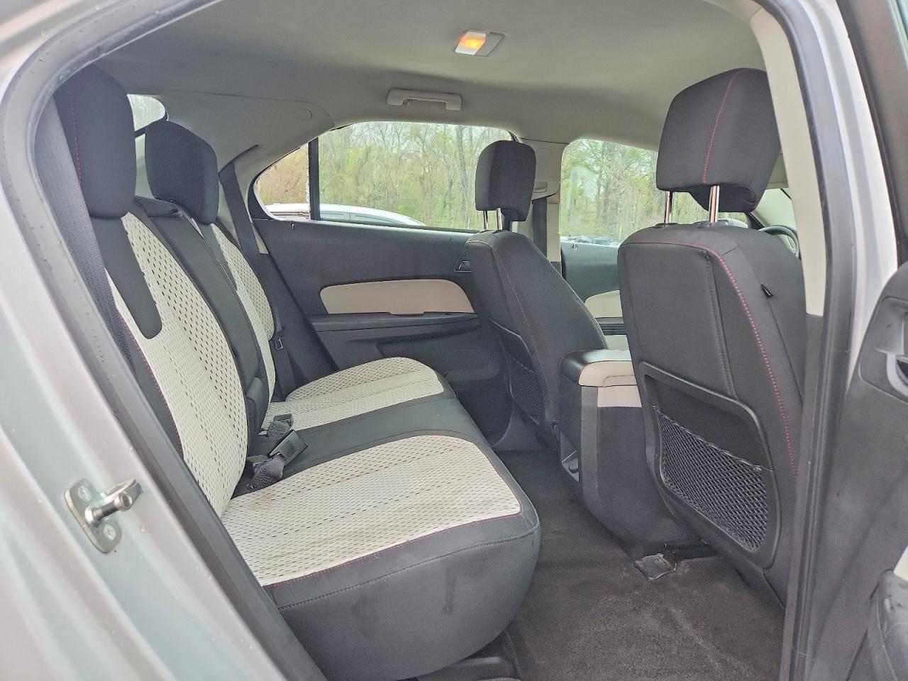 2010 CHEVROLET EQUINOX LS photo 21