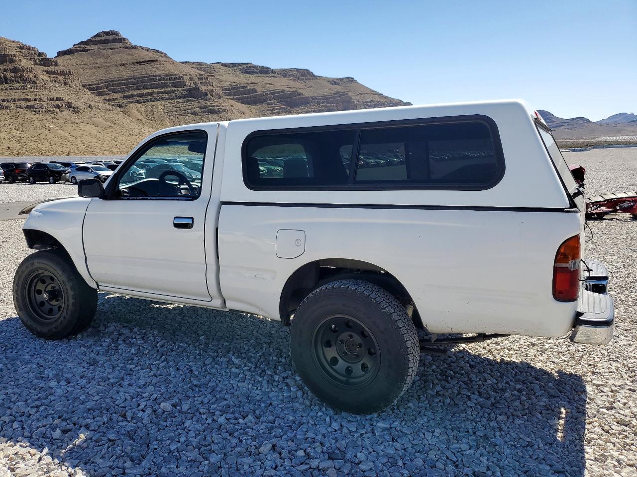 2000 TOYOTA TACOMA BASE photo 2