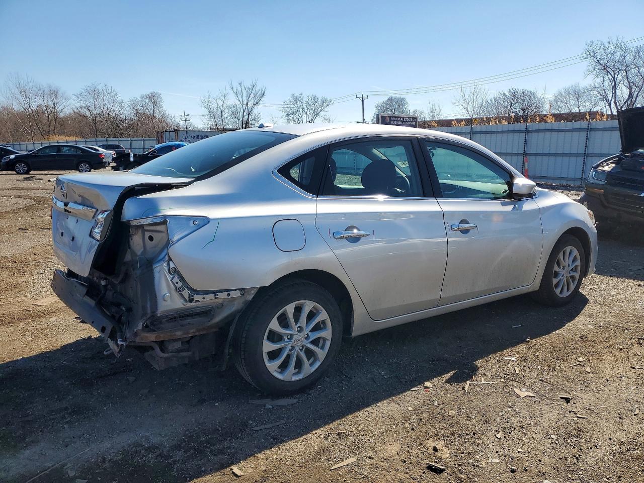 2019 NISSAN SENTRA SV photo 3