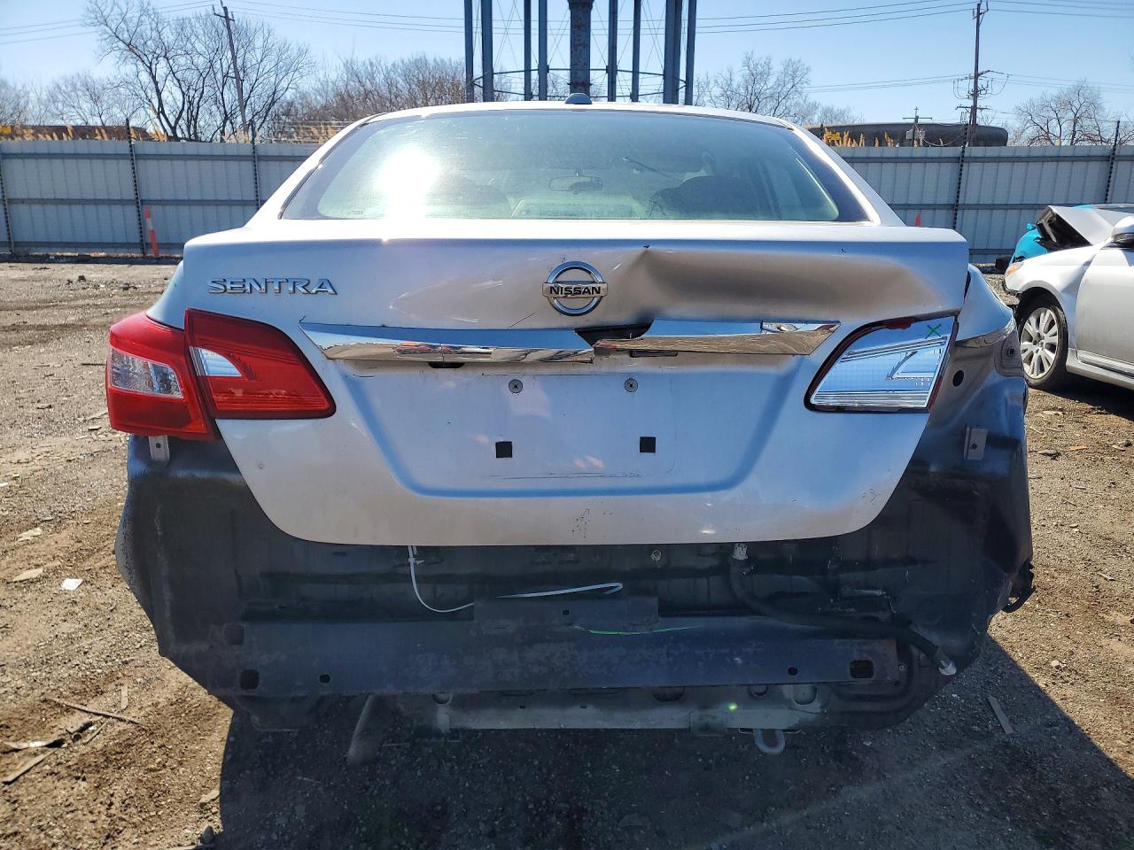 2019 NISSAN SENTRA SV photo 6