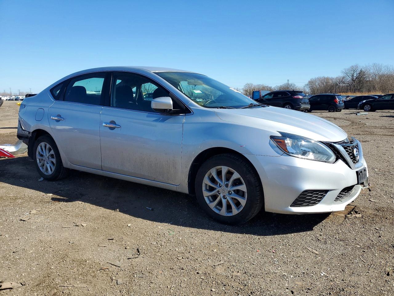 2019 NISSAN SENTRA SV photo 4