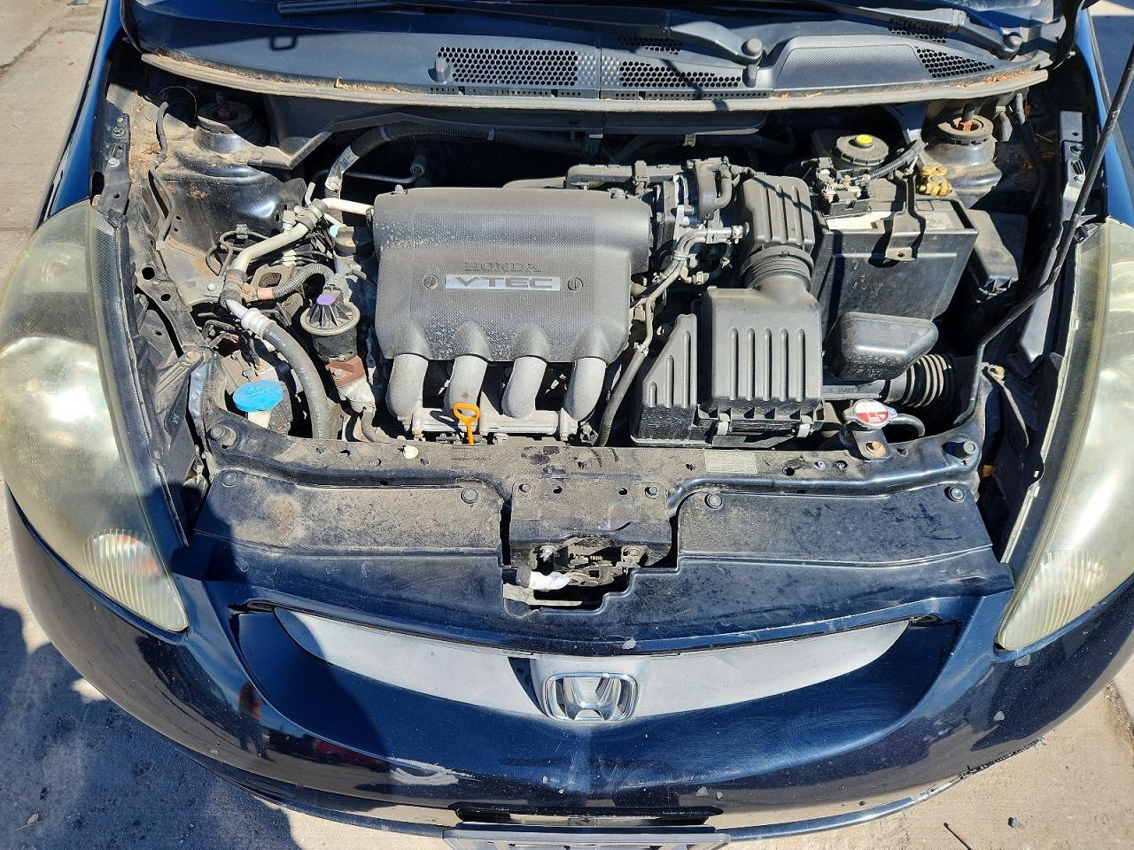 2008 HONDA FIT photo 11