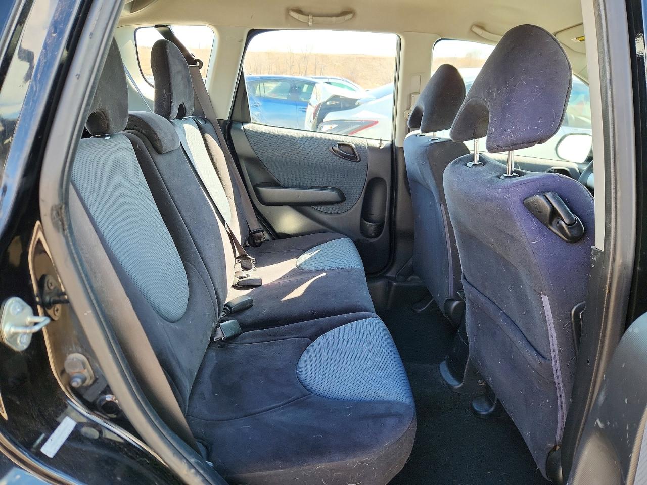 2008 HONDA FIT photo 10
