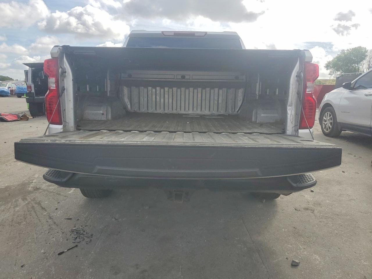2020 CHEVROLET SILVERADO C1500 photo 6