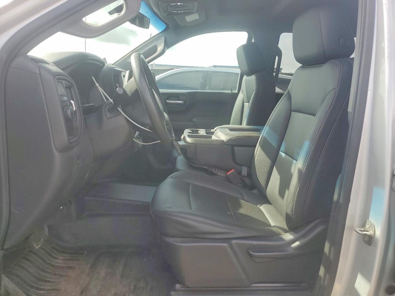 2020 CHEVROLET SILVERADO C1500 photo 7