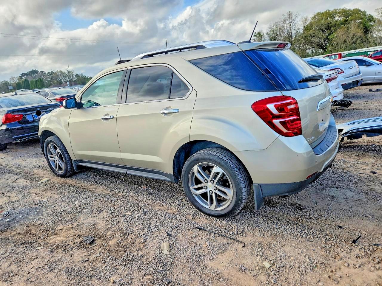 2016 CHEVROLET EQUINOX LTZ photo 4