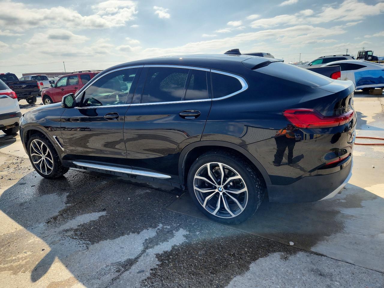 2021 BMW X4 XDRIVE30I photo 2
