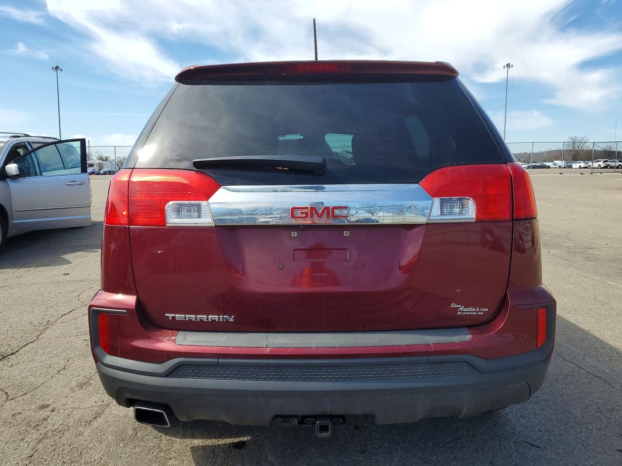 2017 GMC TERRAIN SLE photo 16