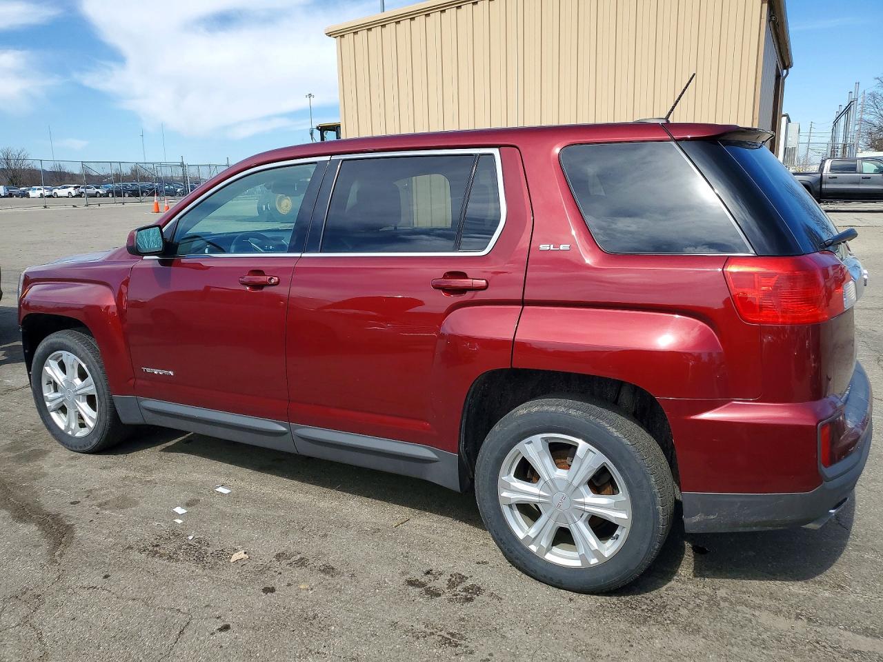 2017 GMC TERRAIN SLE photo 4