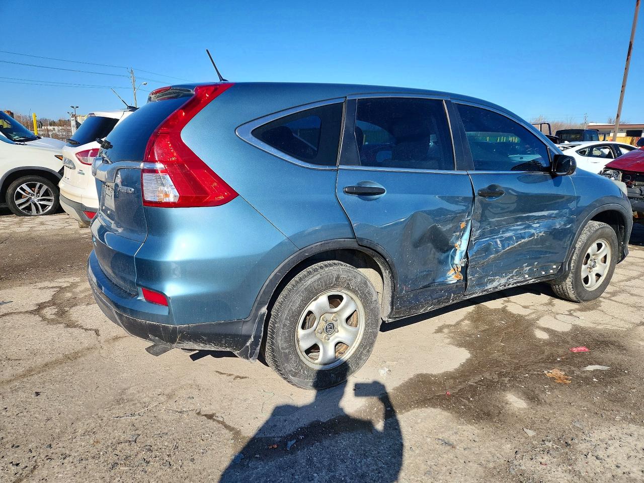 2015 HONDA CR-V LX photo 3