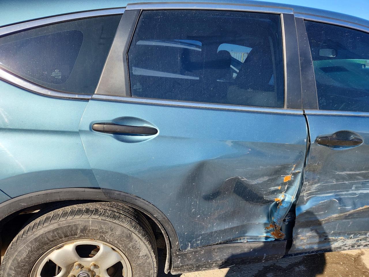 2015 HONDA CR-V LX photo 11