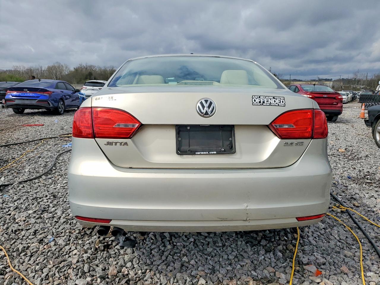 2011 VOLKSWAGEN JETTA SE photo 6