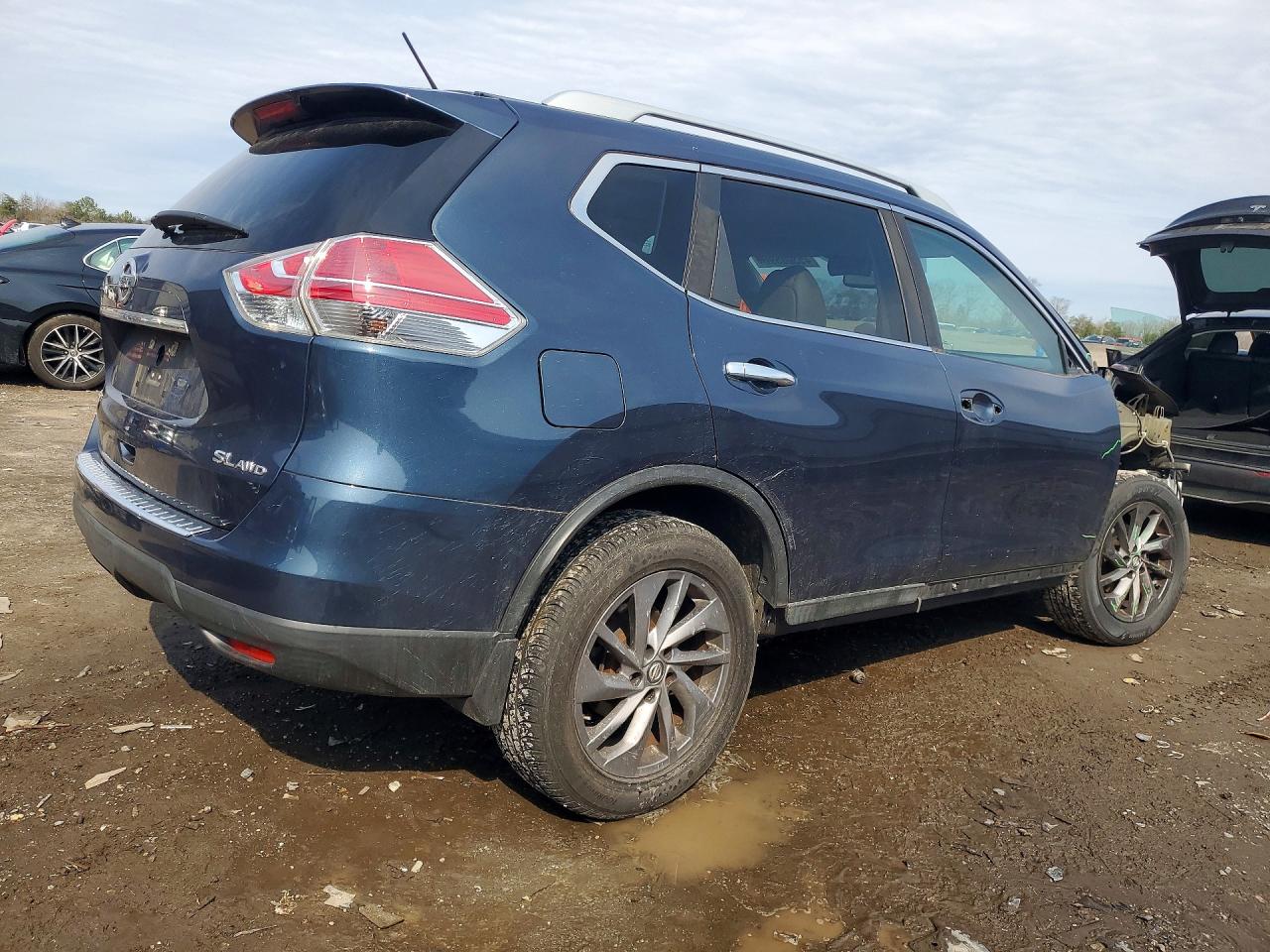 2016 NISSAN ROGUE SL photo 5