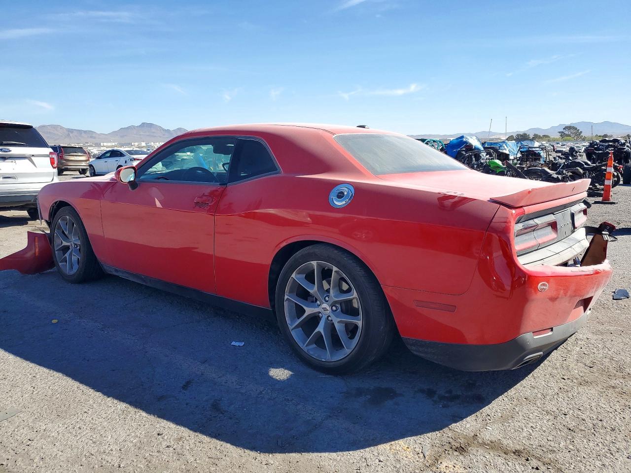 2022 DODGE CHALLENGER GT photo 3
