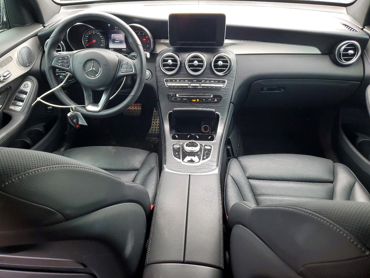 2019 MERCEDES-BENZ GLC COUPE 300 4MATIC photo 15