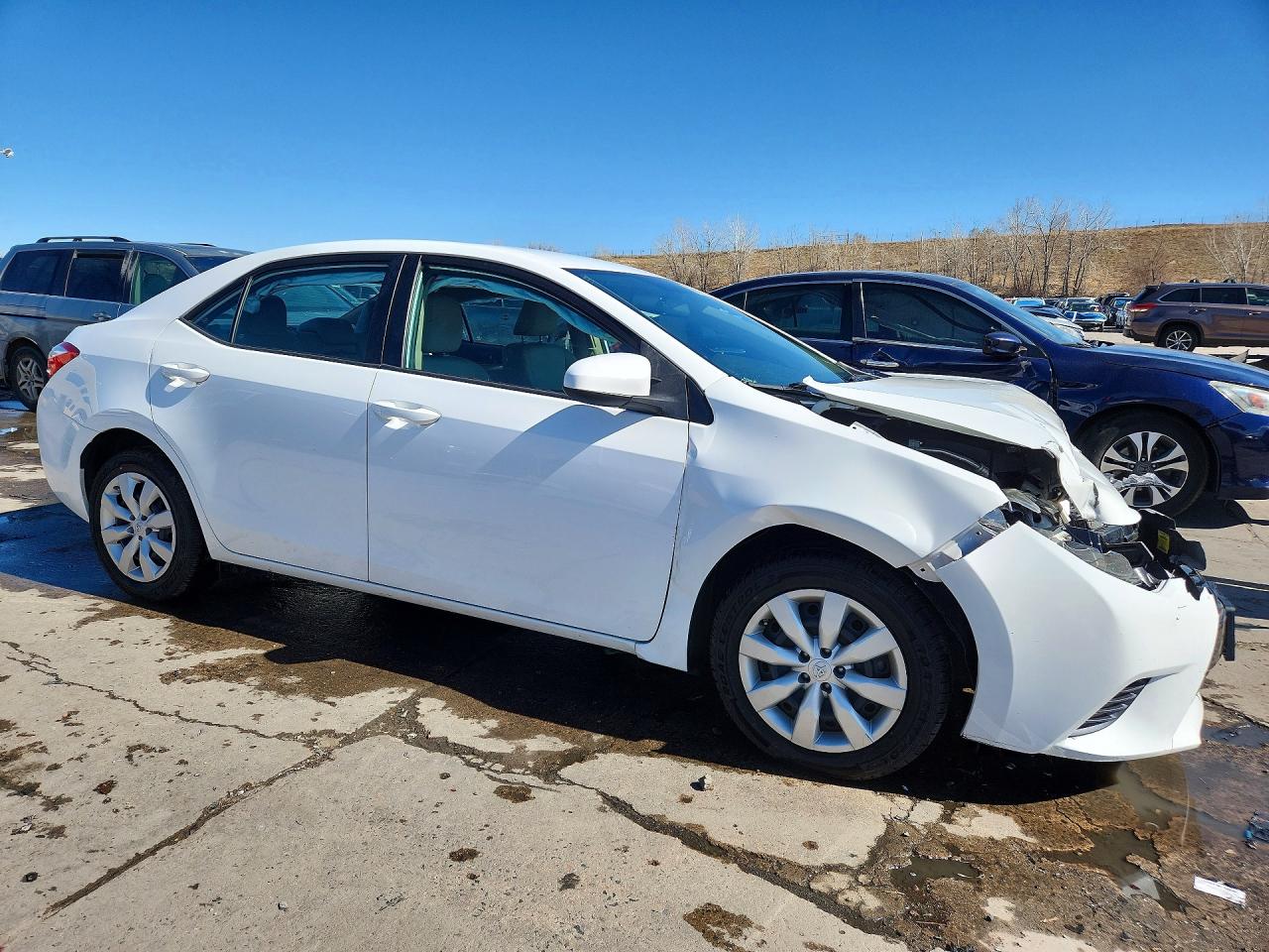 2015 TOYOTA COROLLA LE photo 4
