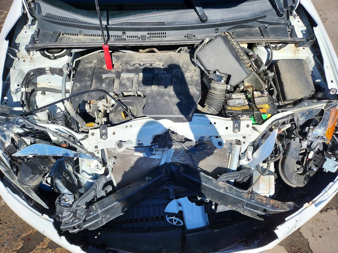 2015 TOYOTA COROLLA LE photo 11