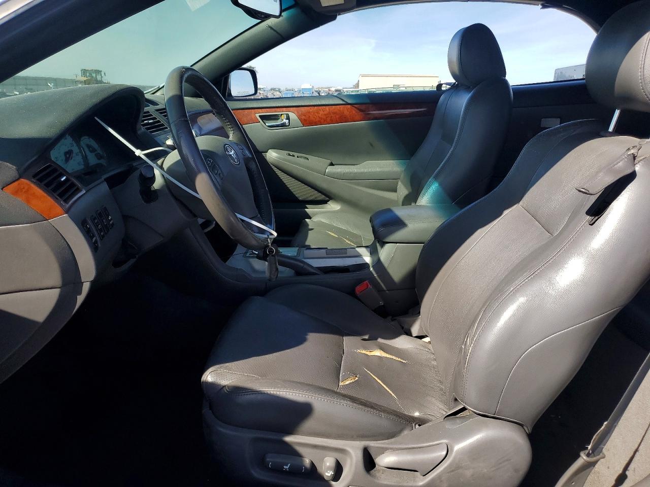2006 TOYOTA CAMRY photo 13