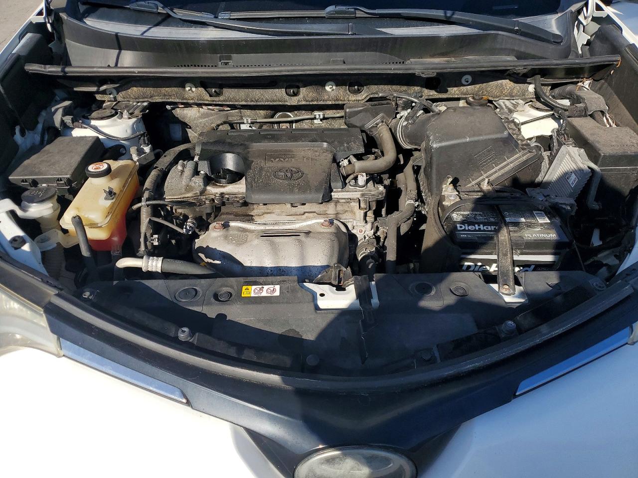2018 TOYOTA RAV4 LE photo 23