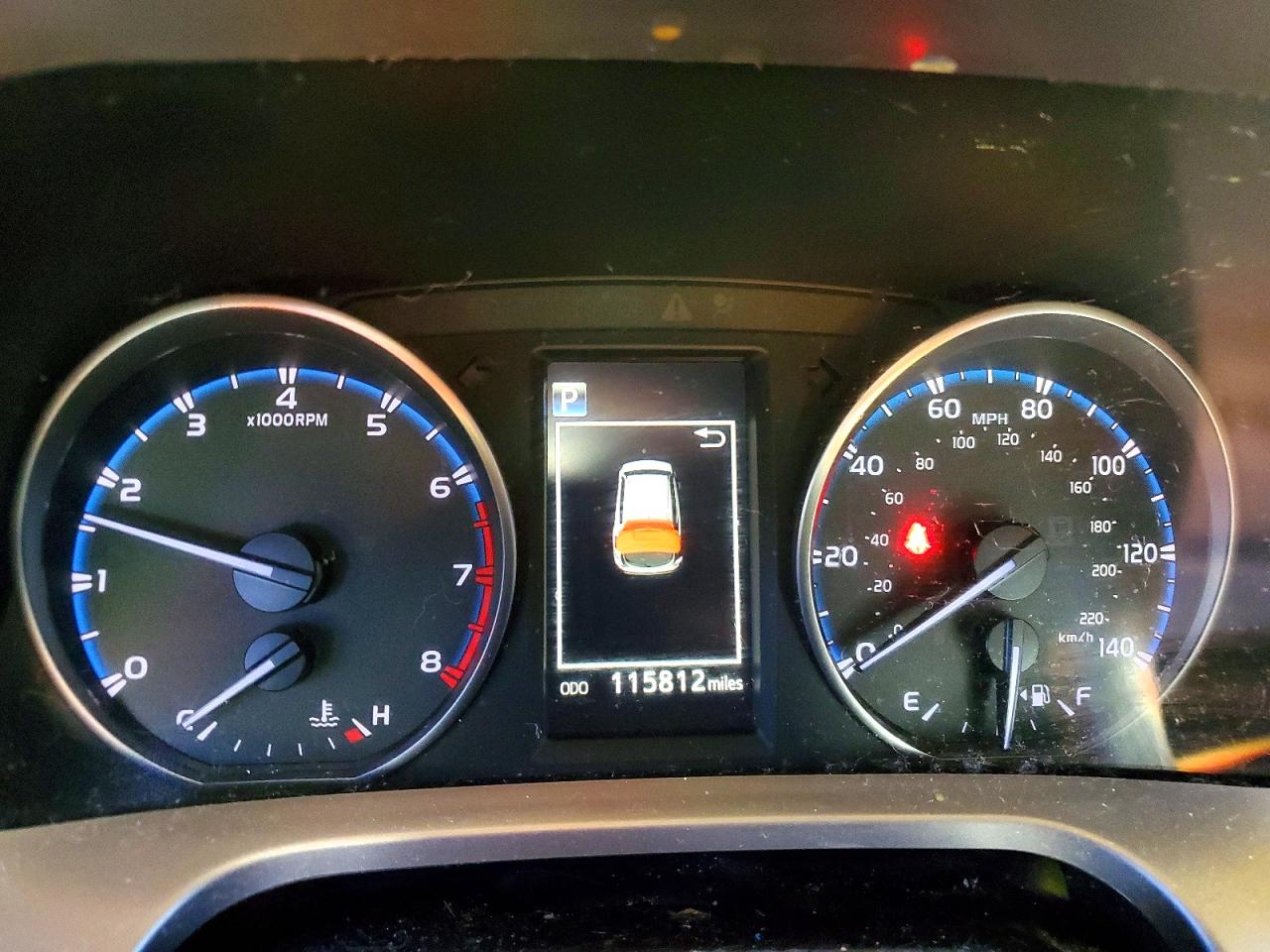 2018 TOYOTA RAV4 LE photo 17