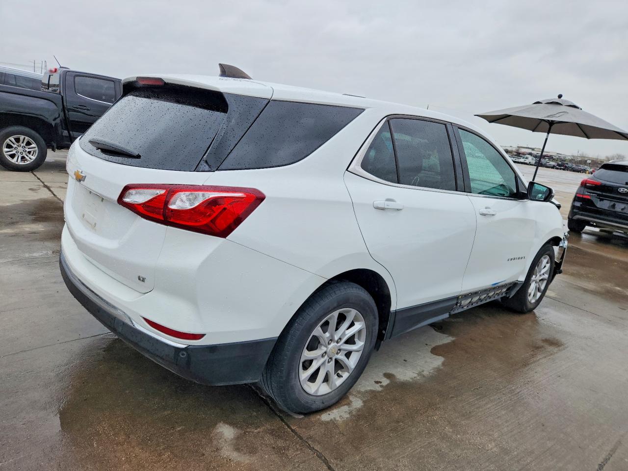 2019 CHEVROLET EQUINOX LT photo 3