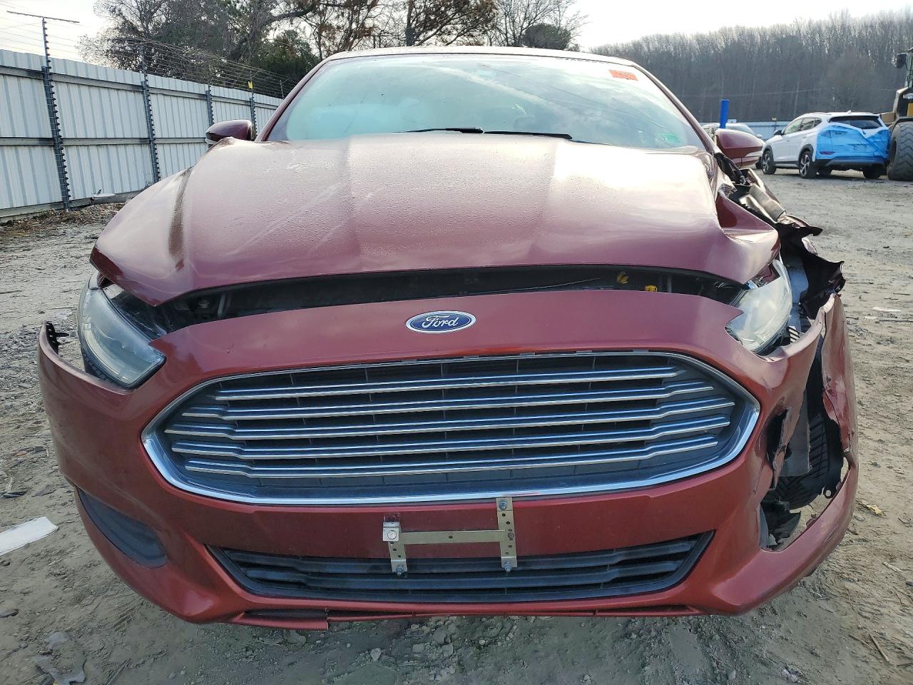 2014 FORD FUSION SE photo 5