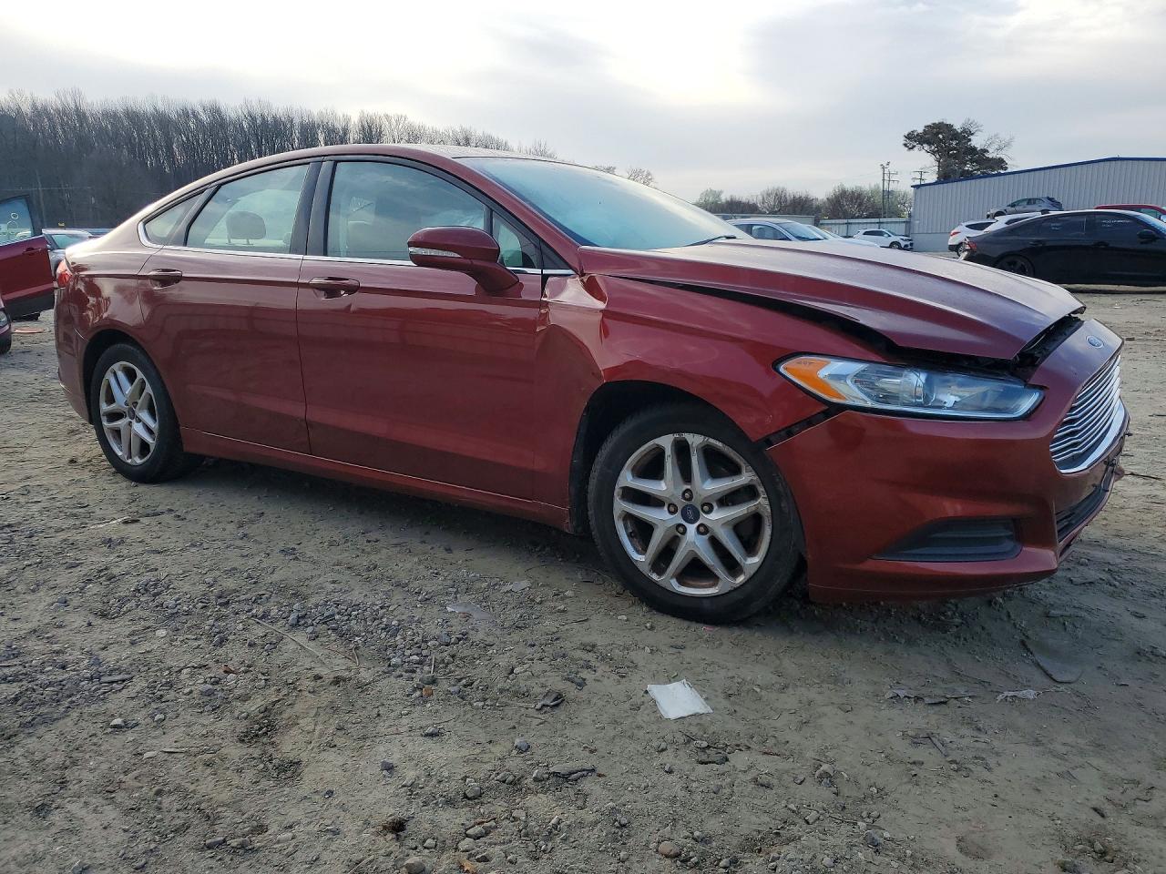2014 FORD FUSION SE photo 4