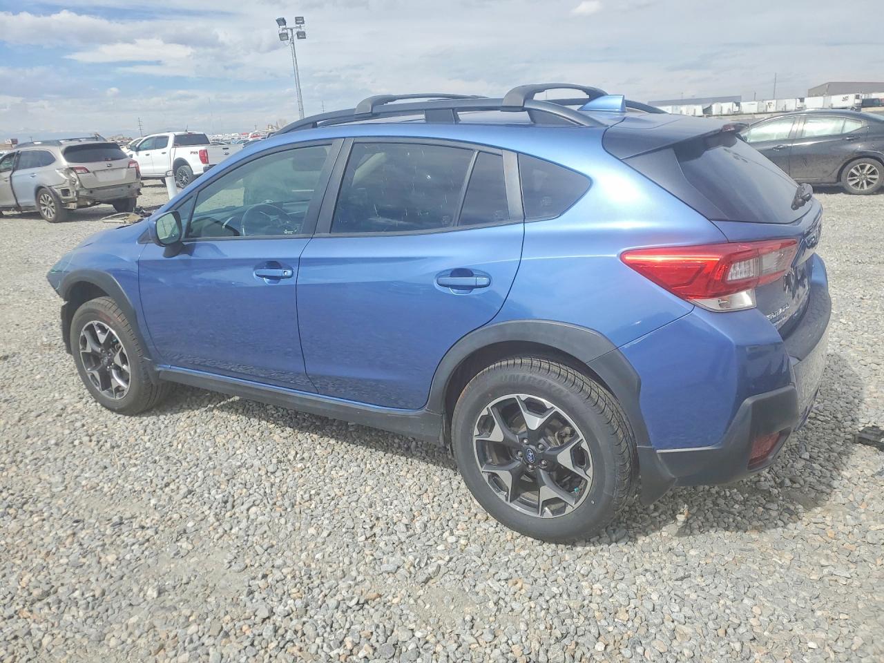 2020 SUBARU CROSSTREK PREMIUM photo 2