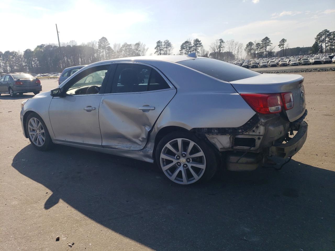 2014 CHEVROLET MALIBU 2LT photo 2