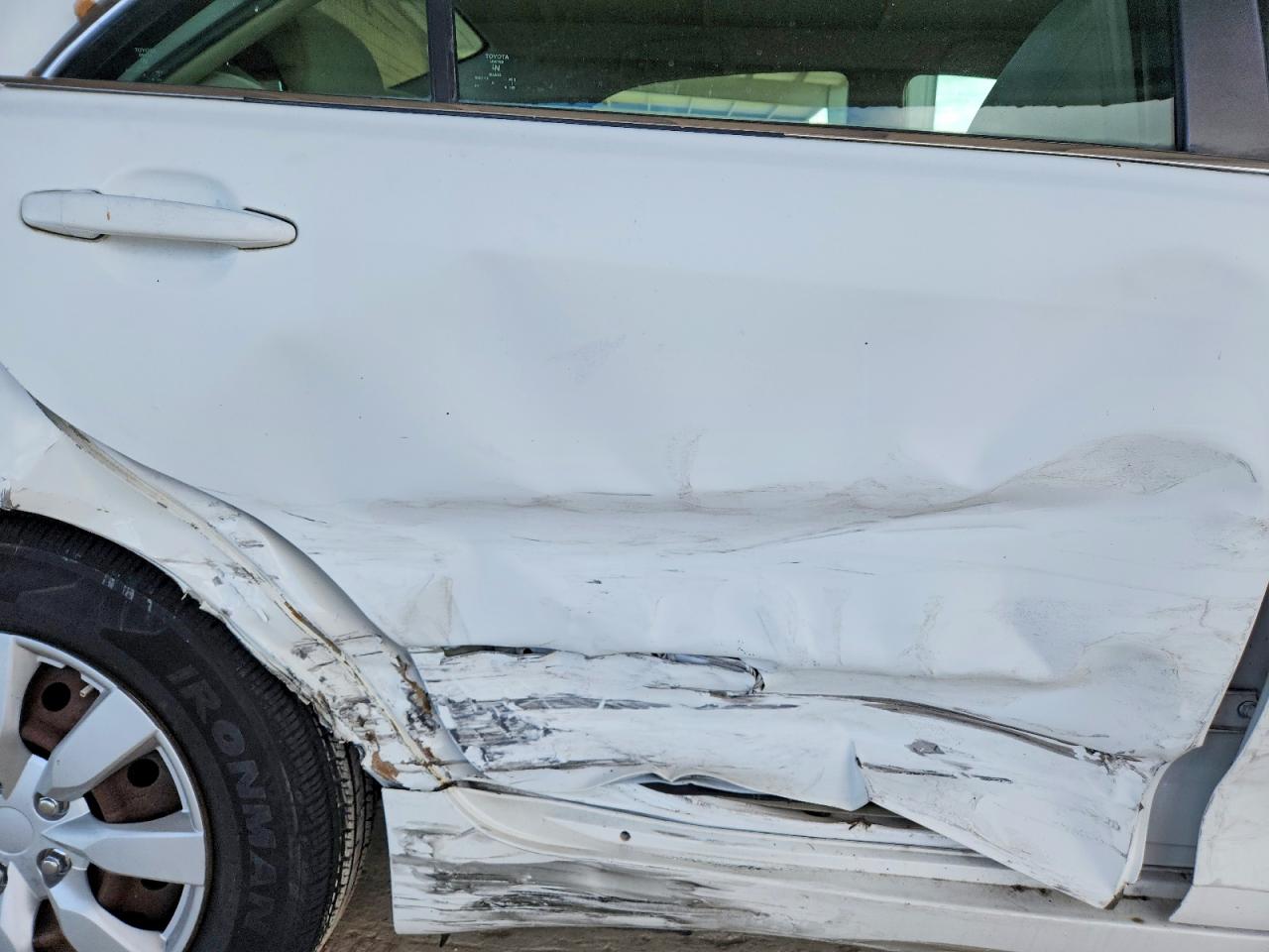2009 TOYOTA CAMRY LE photo 19