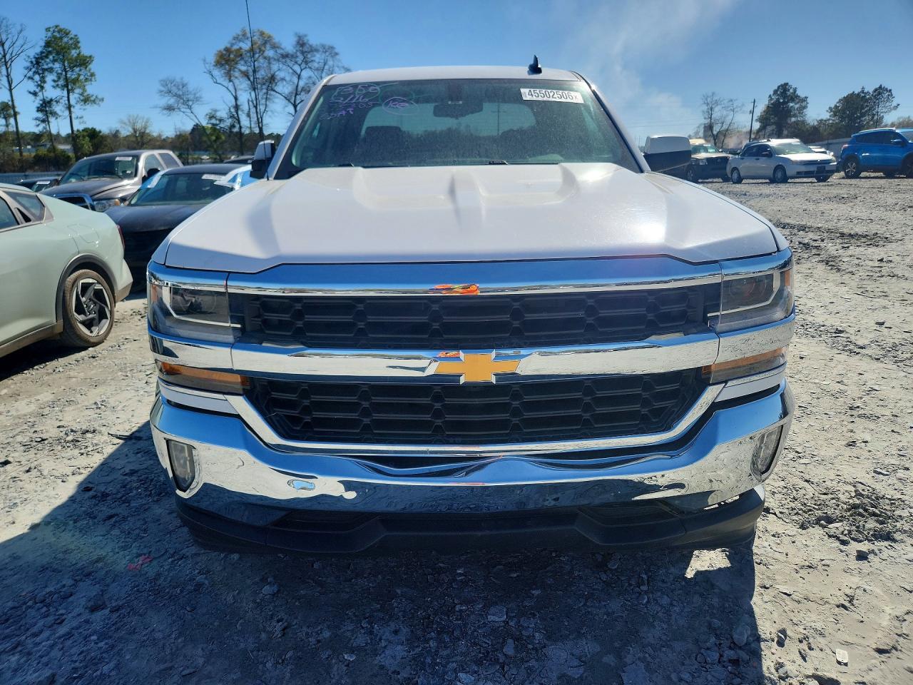 2017 CHEVROLET SILVERADO C1500 LT photo 9