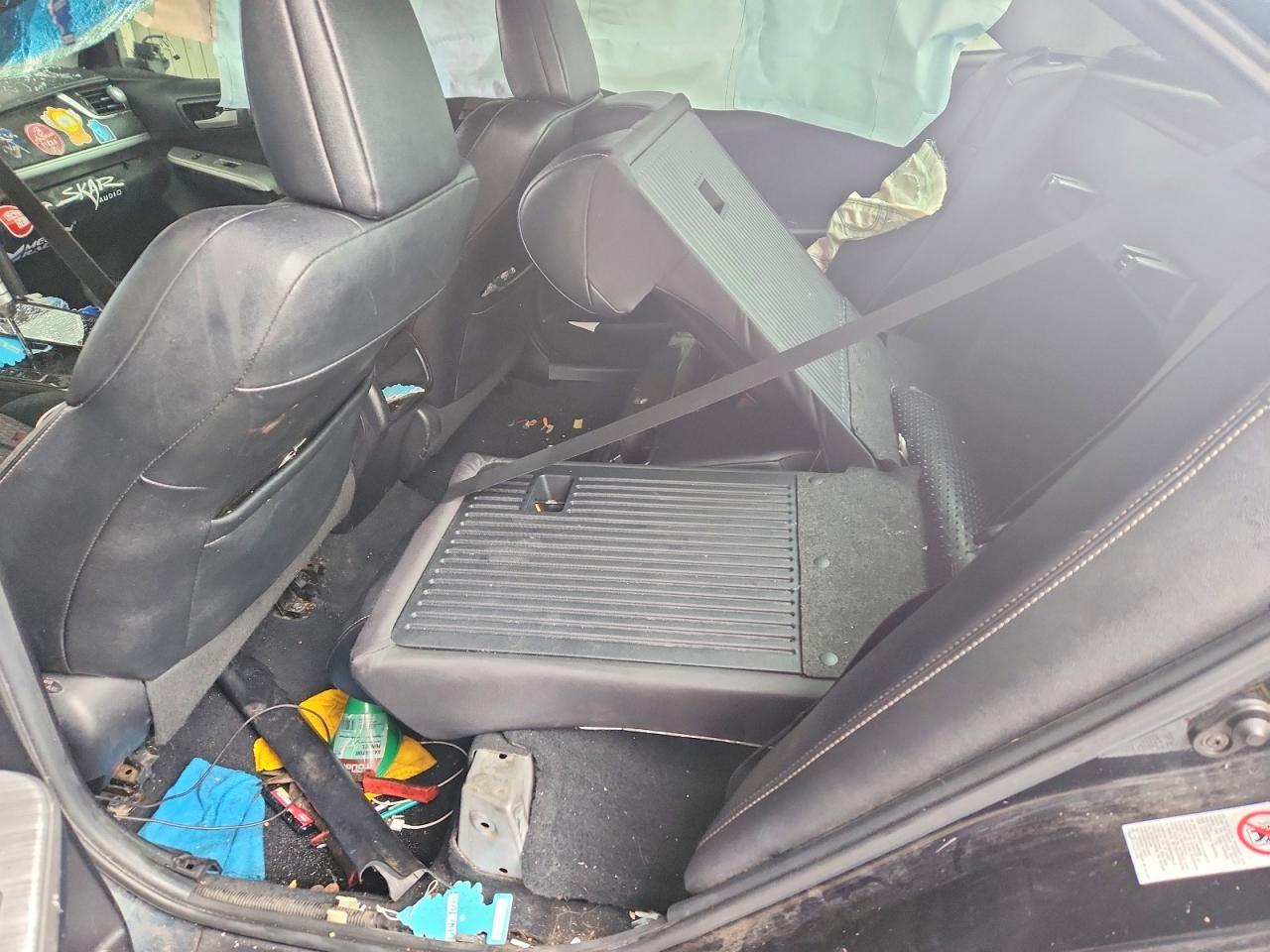 2012 TOYOTA CAMRY SE photo 28
