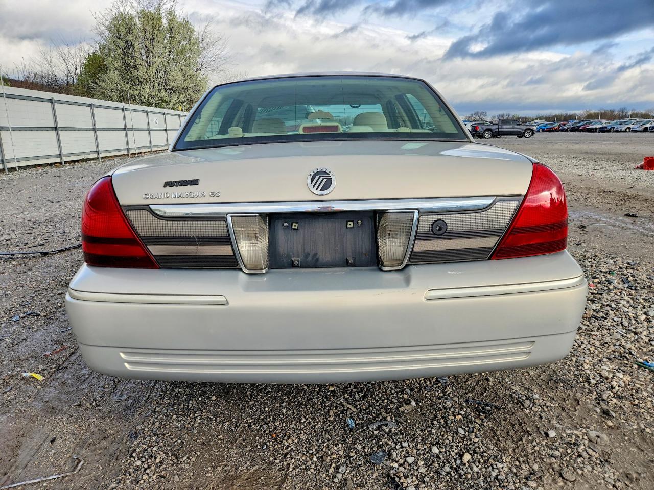 2008 MERCURY GRAND MARQUIS GS photo 6