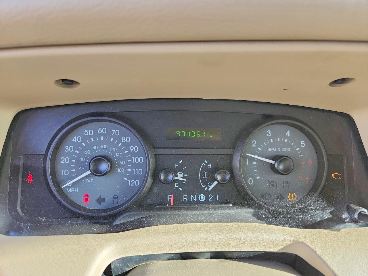 2008 MERCURY GRAND MARQUIS GS photo 9