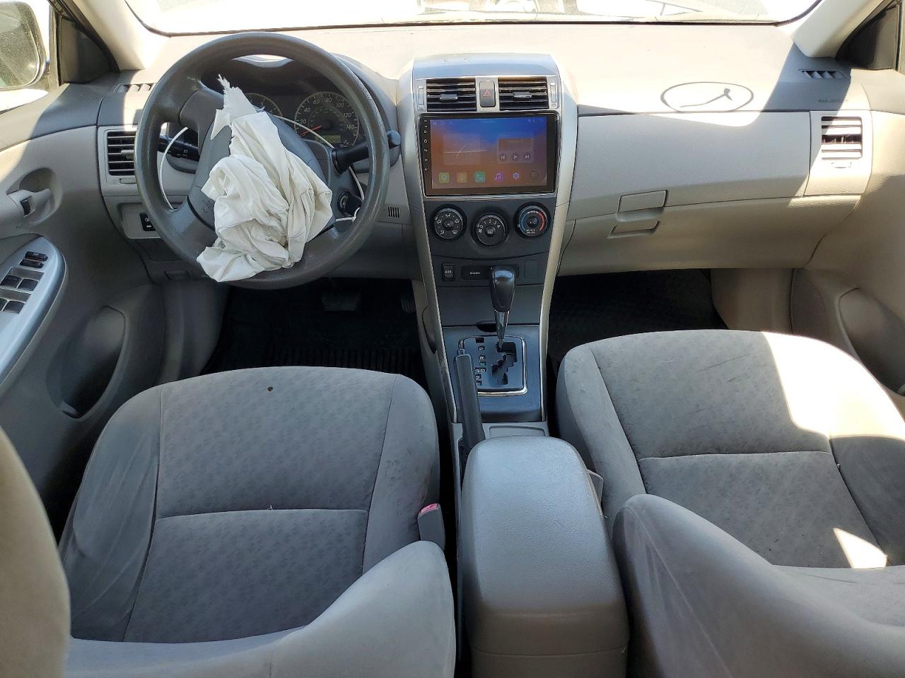 2009 TOYOTA COROLLA LE photo 23