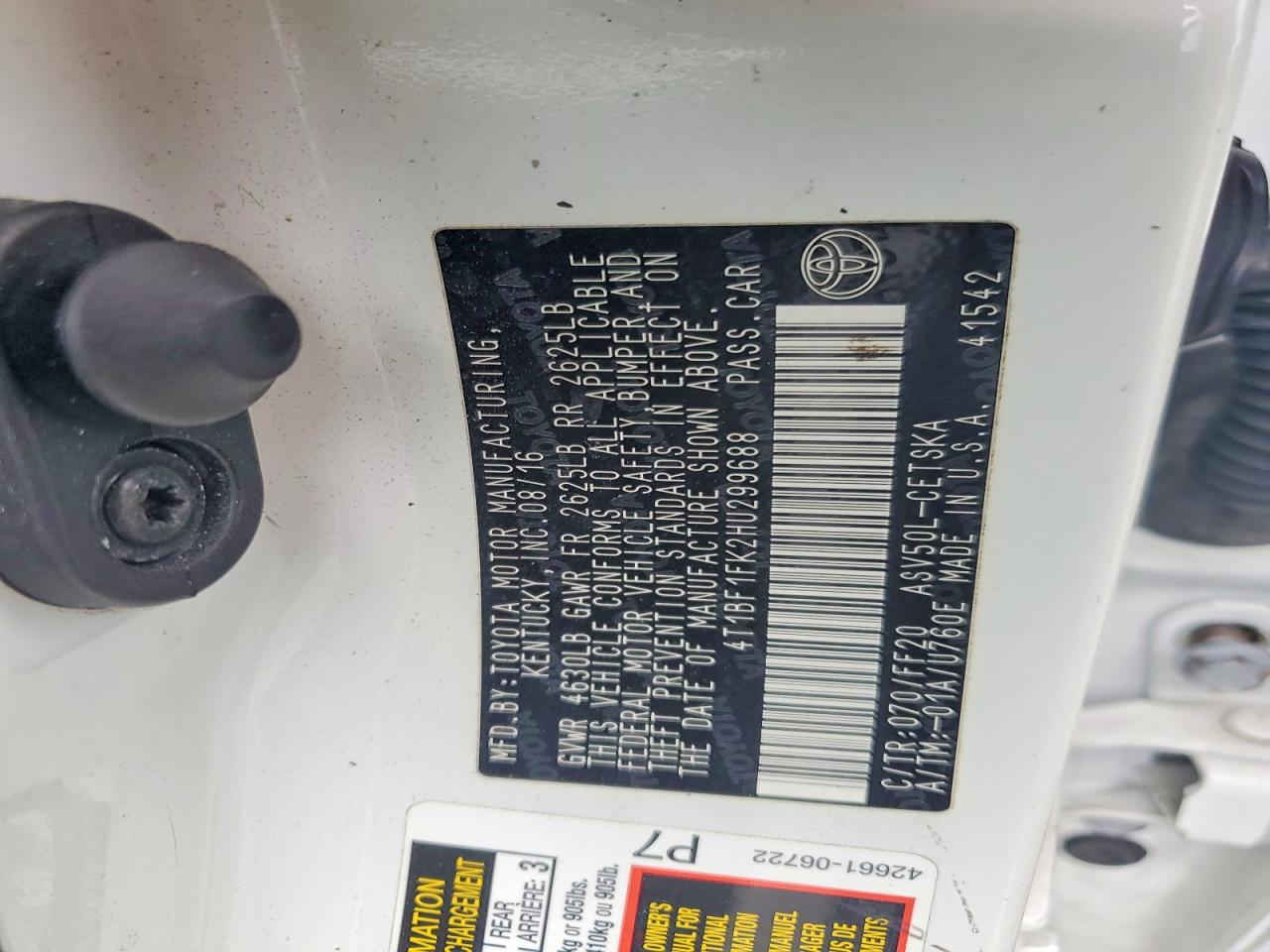 2017 TOYOTA CAMRY SE photo 37