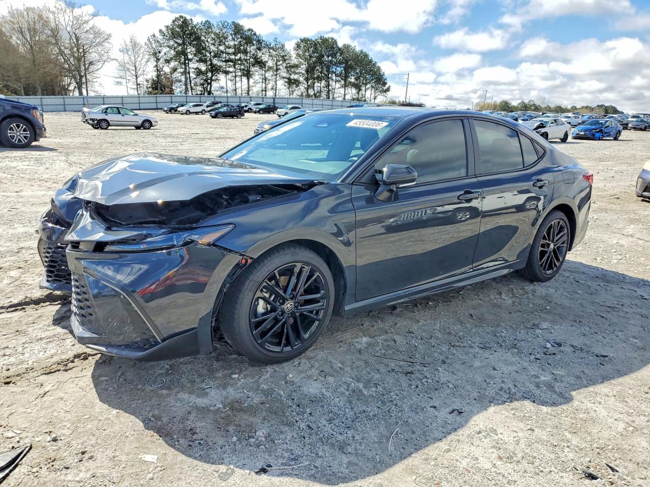 2025 TOYOTA CAMRY