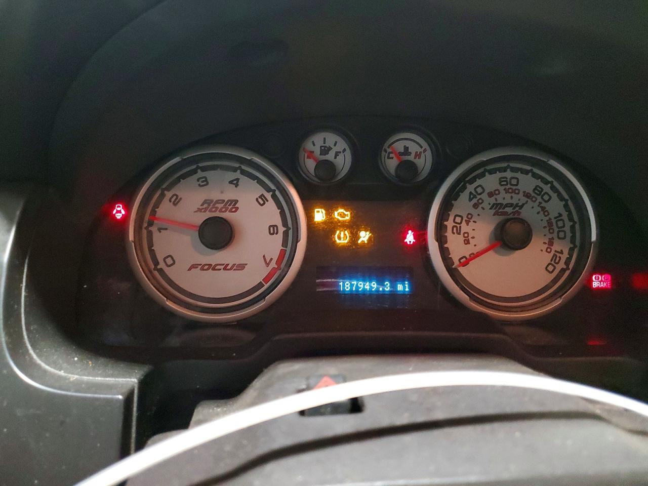 2008 FORD FOCUS SE photo 9