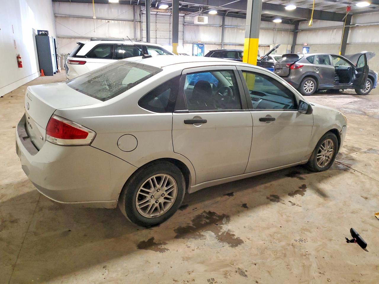 2008 FORD FOCUS SE photo 3