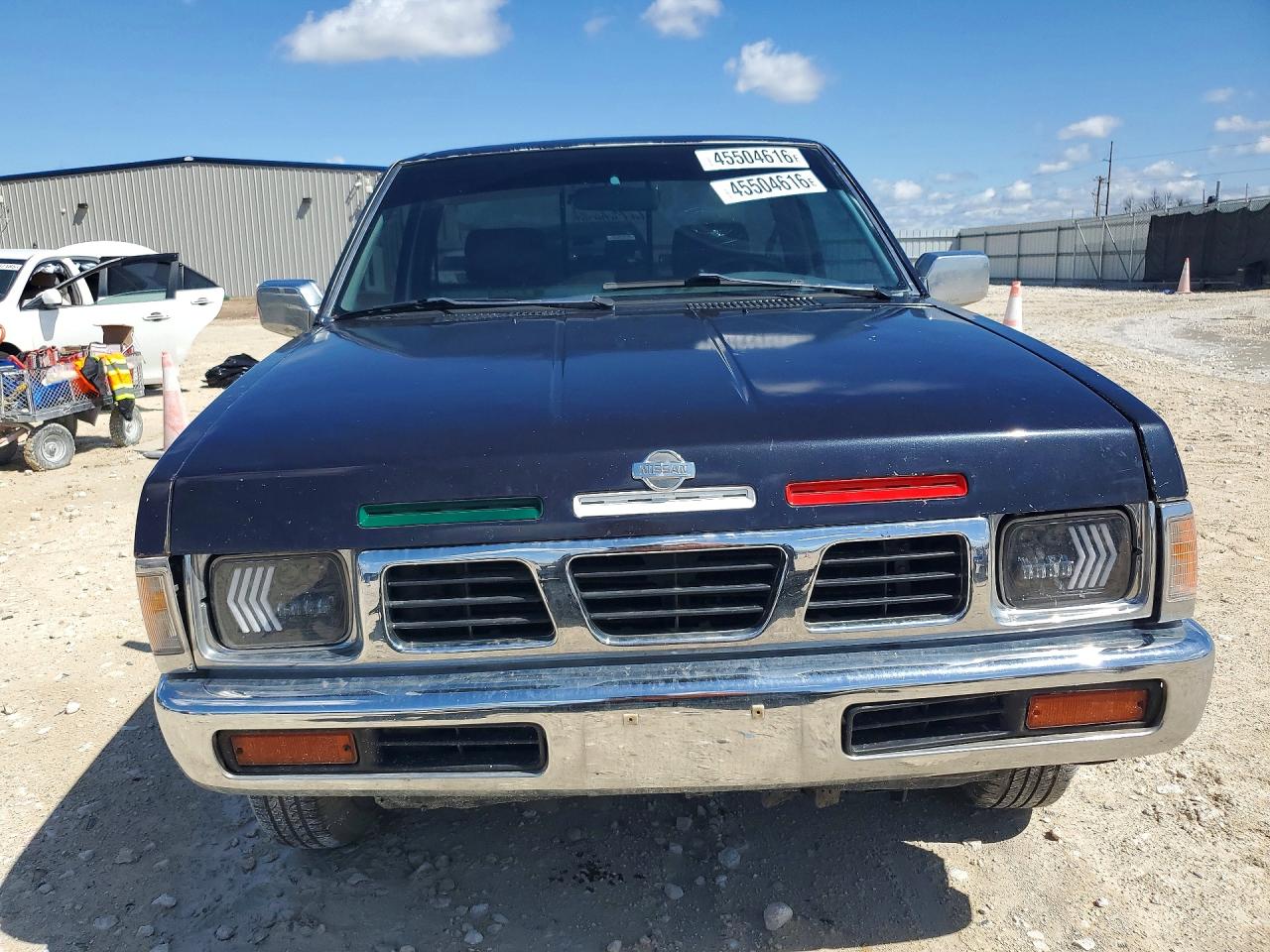 1997 NISSAN TRUCK BASE photo 5
