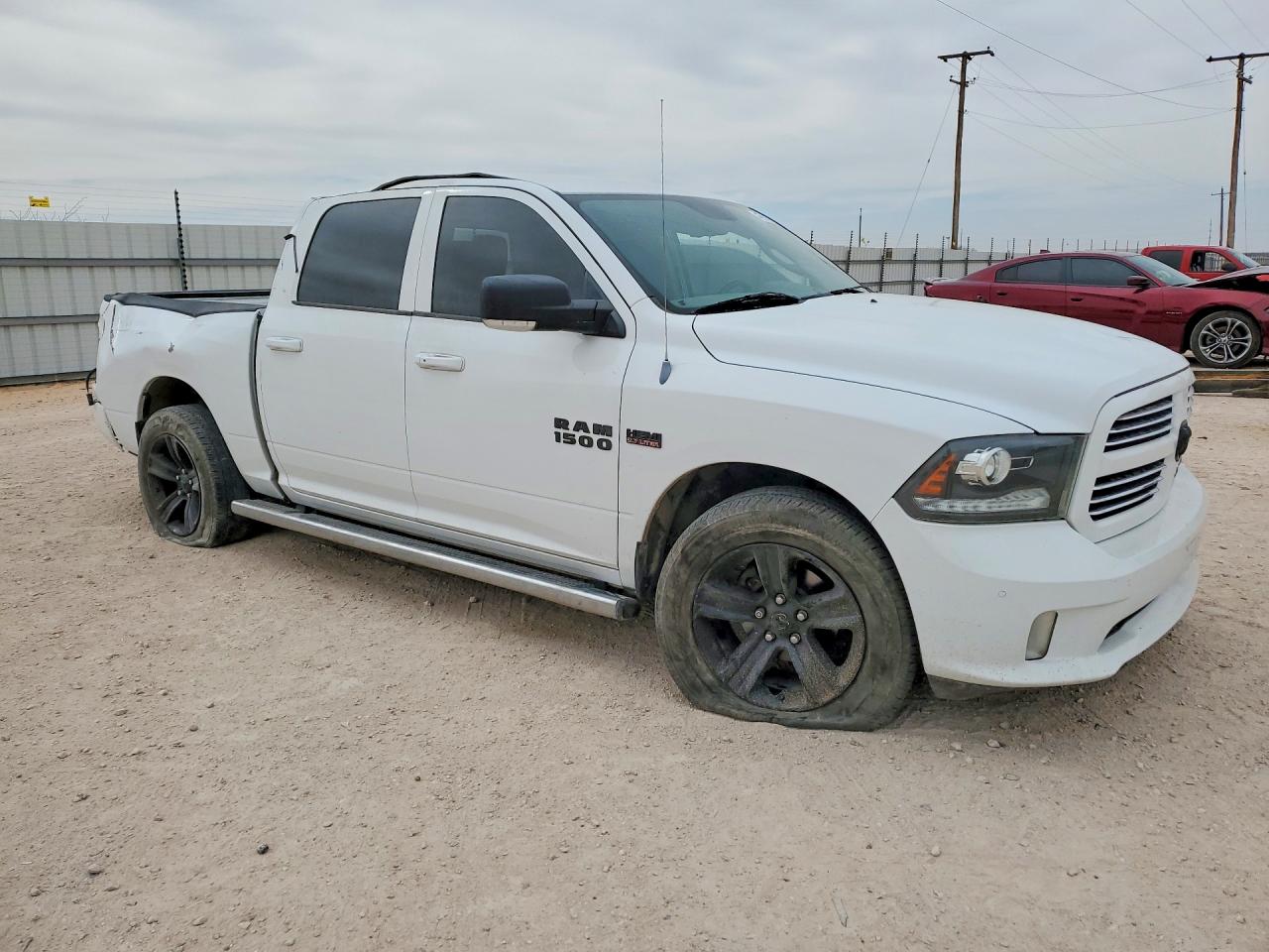 2014 RAM 1500 SPORT photo 4