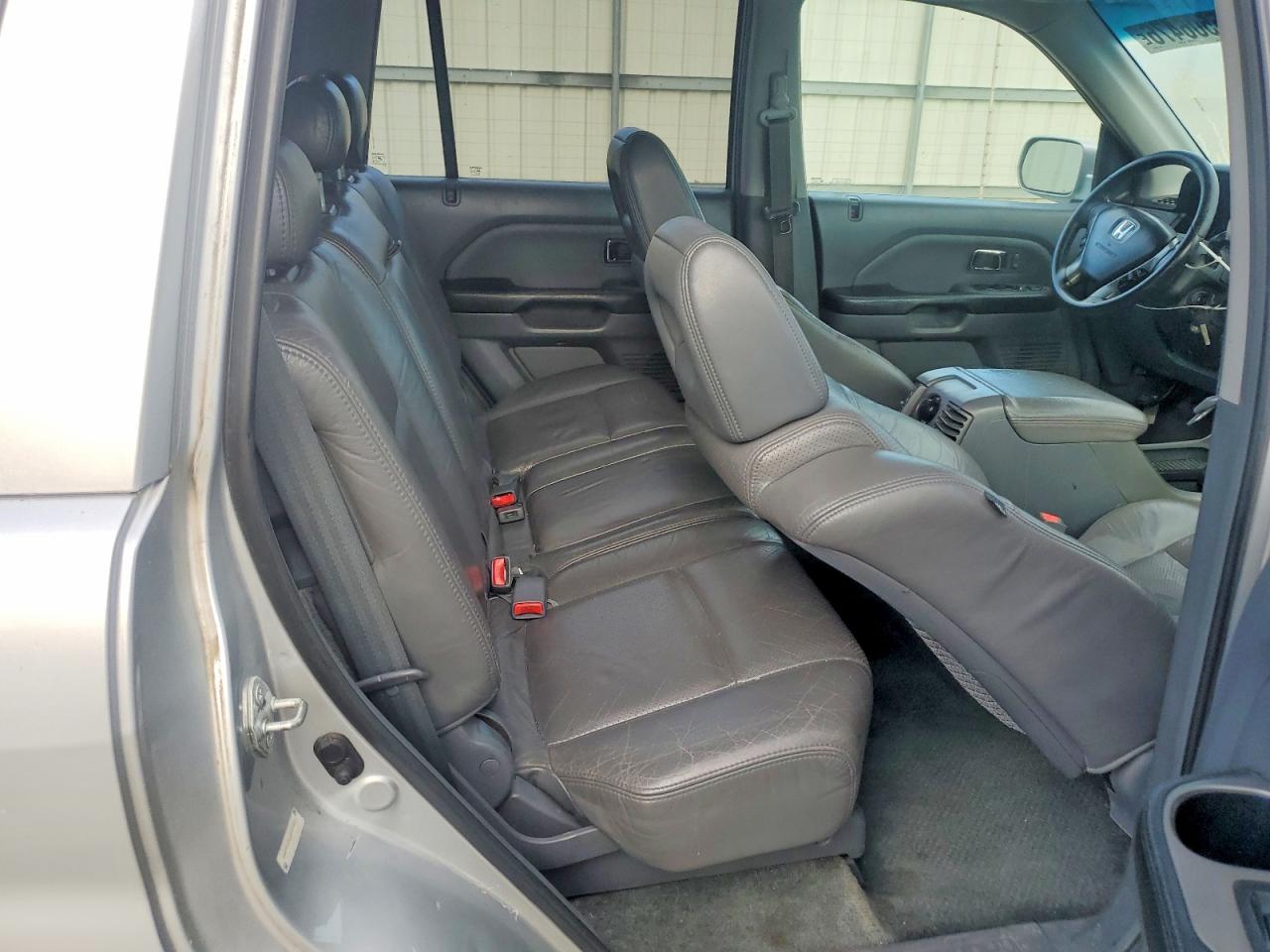 2004 HONDA PILOT EXL photo 11