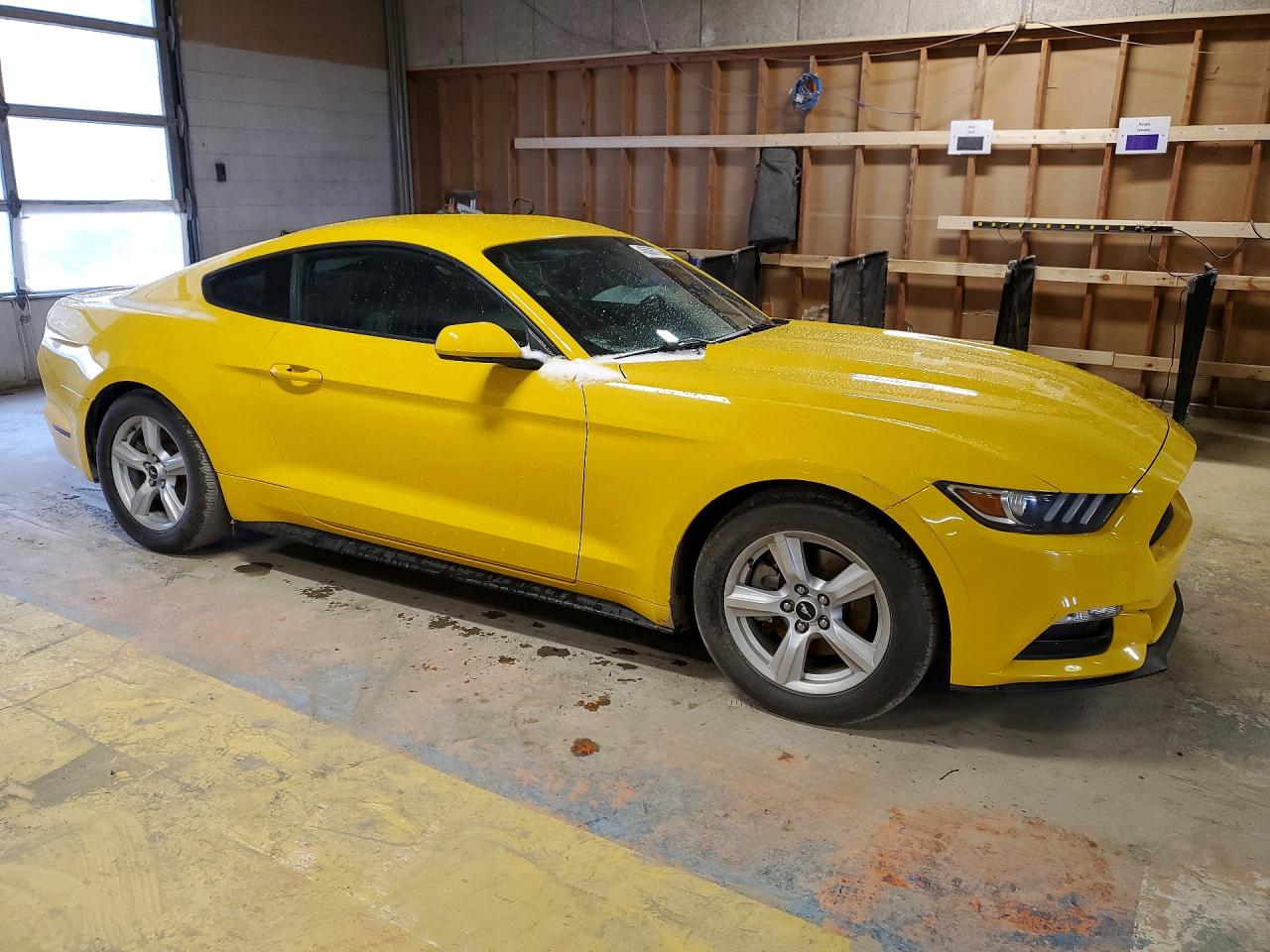2015 FORD MUSTANG photo 7