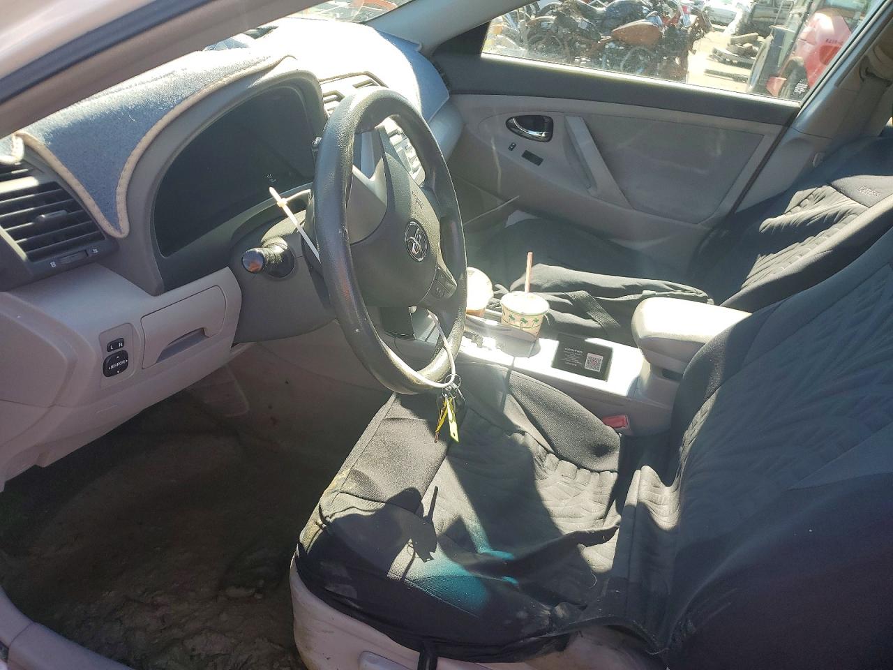 2007 TOYOTA CAMRY LE photo 13